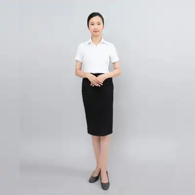 龚月